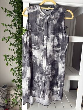 Eileen Fisher Sleeveless Abstract Print Tunic Dress in Black & White